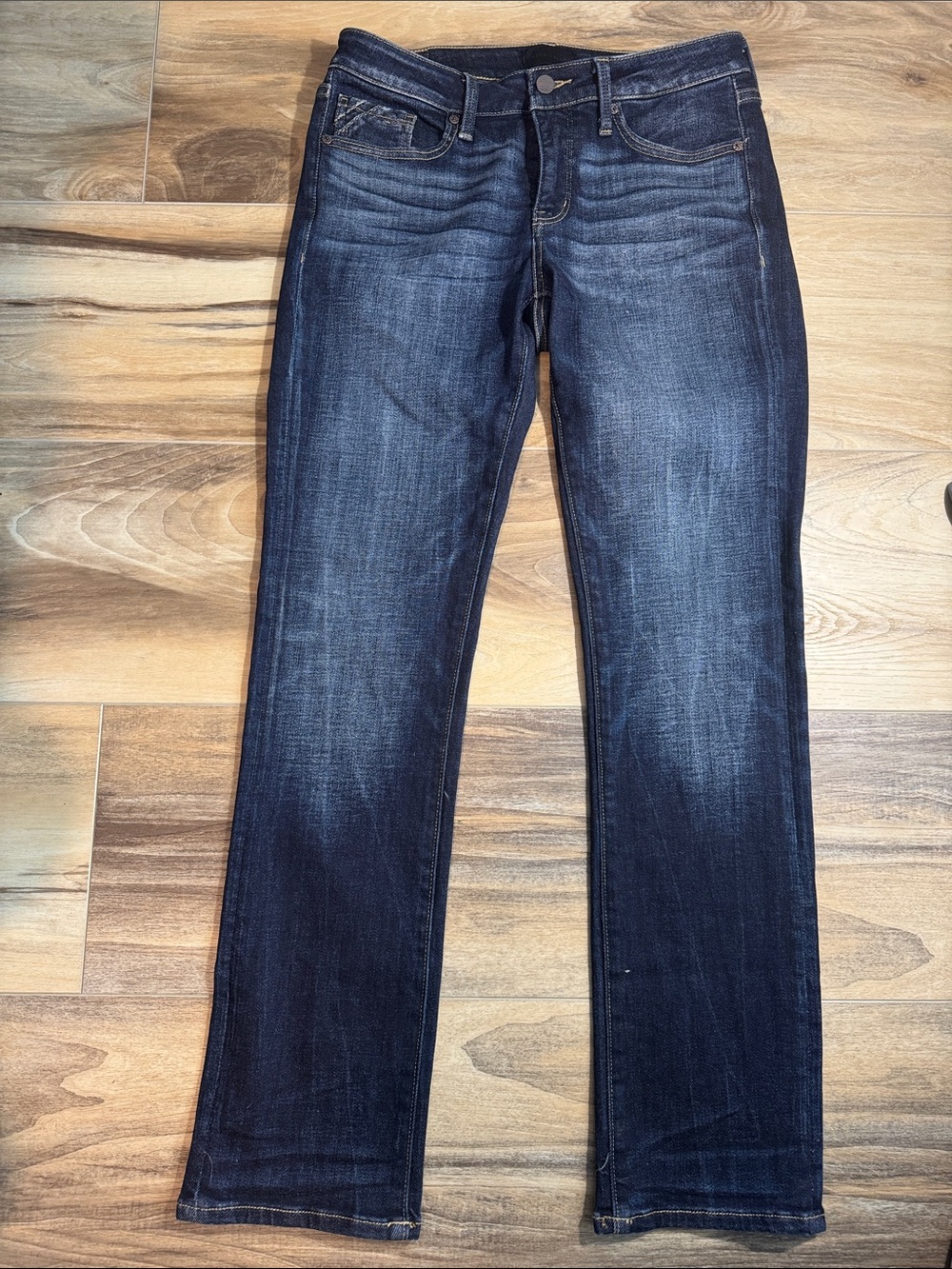 Buckle Black Dark Denim Straight Fit No. 53 Jeans Women's Size 28x30 Gently Used